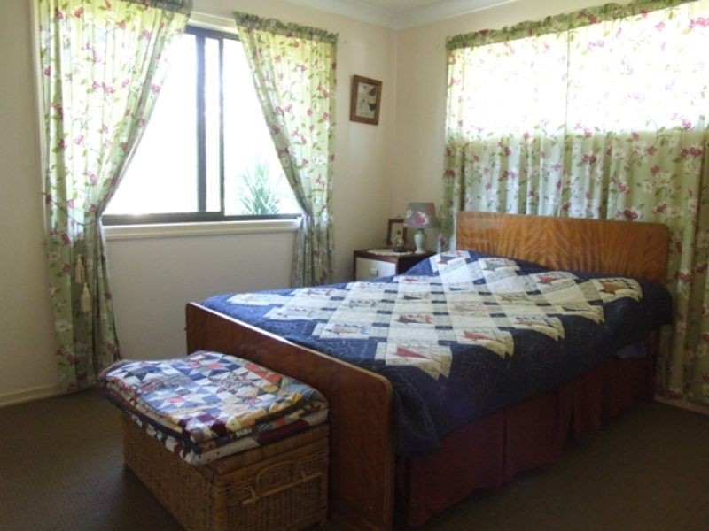 99 Groundwater Road, Southside QLD 4570