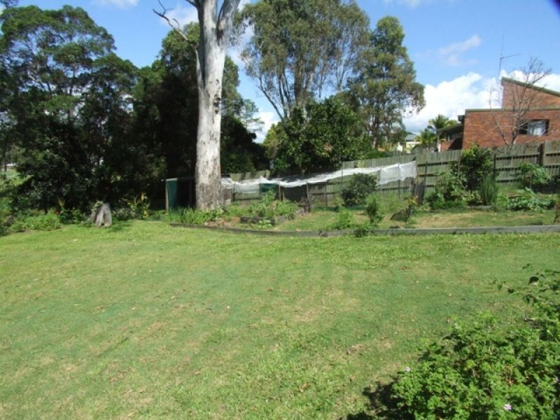 99 Groundwater Road, Southside QLD 4570