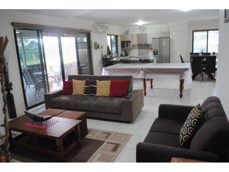 8 Langara Drive, Southside QLD 4570