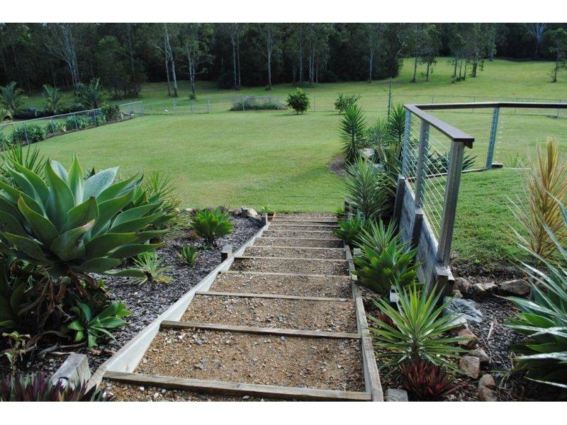8 Langara Drive, Southside QLD 4570