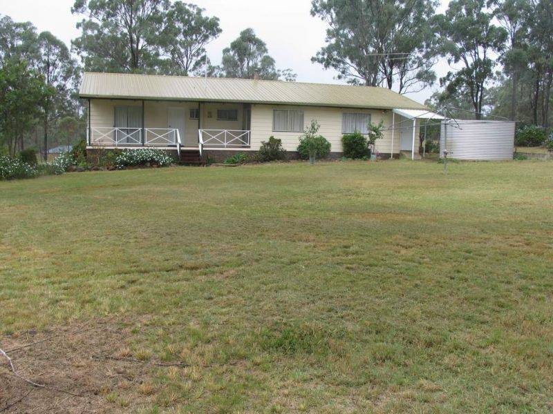 32 Braziers Road, Runnymede QLD 4615