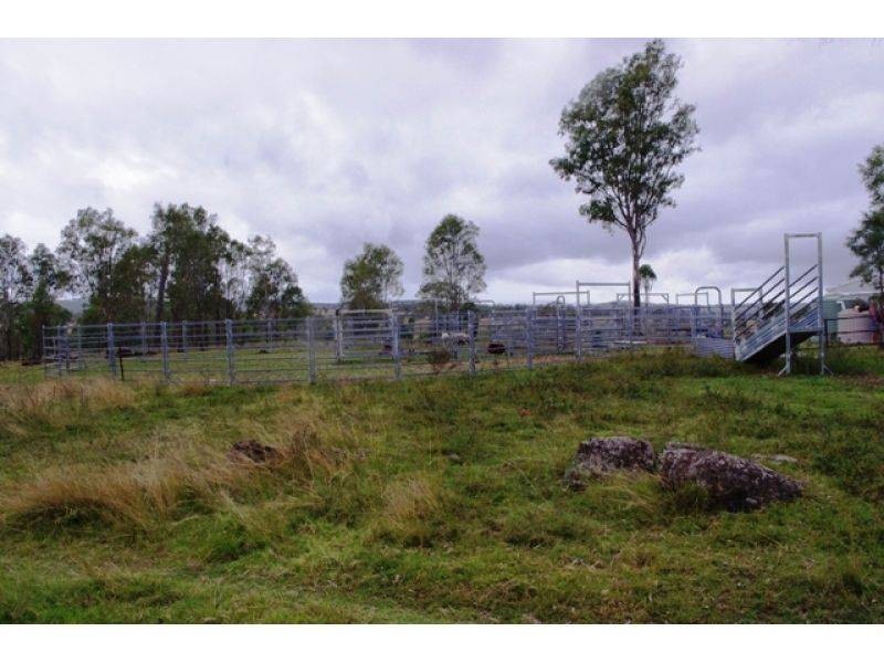 28 Pleystowe Road, Nanango QLD 4615