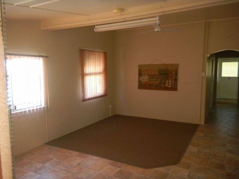 8 Excelsior Road, Gympie QLD 4570