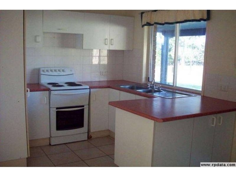 5 Furness Road, Southside QLD 4570