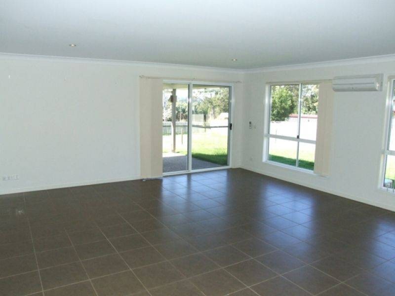48 Bushland Drive, Southside QLD 4570