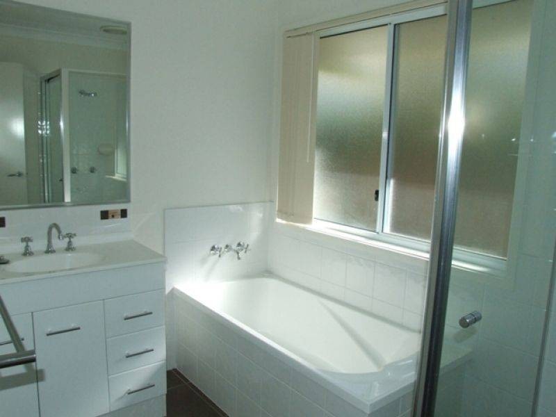 48 Bushland Drive, Southside QLD 4570