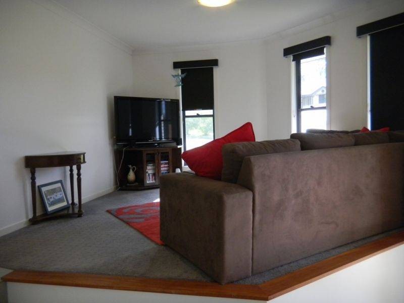 52 Hilltop Avenue, Southside QLD 4570