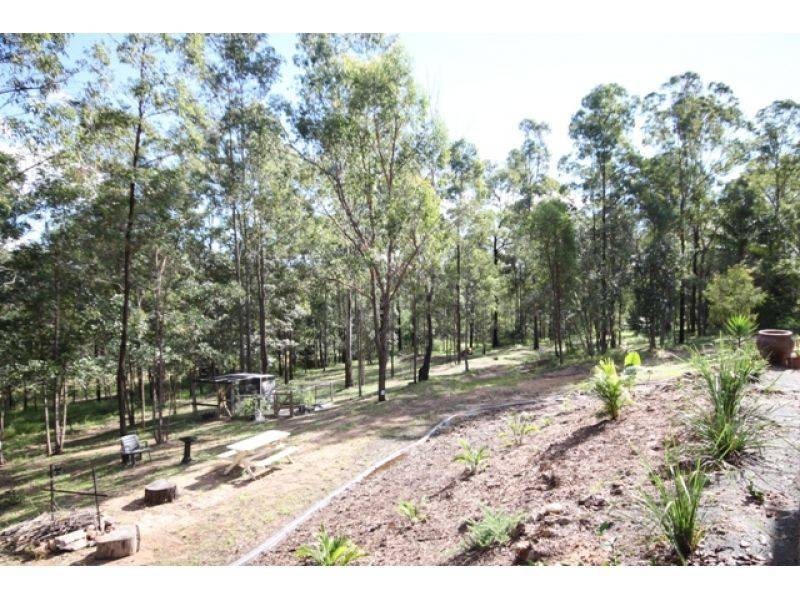 15 Matthew Road, The Palms QLD 4570