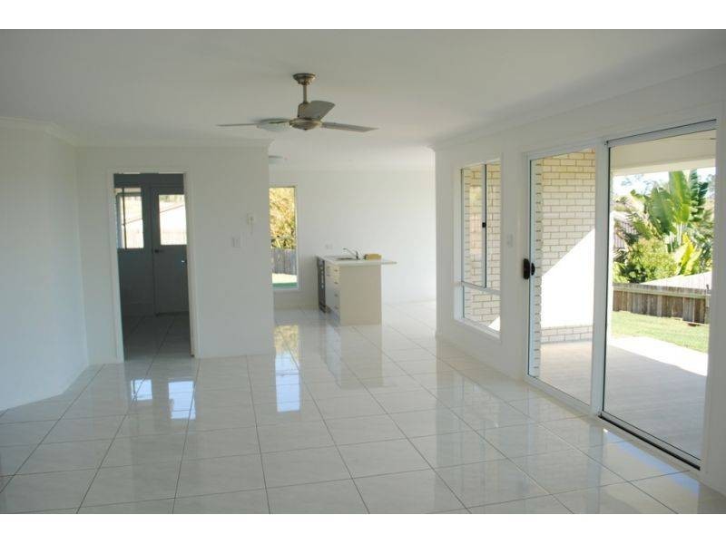 81 Furness Road, Southside QLD 4570