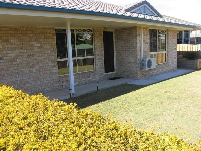 27 Lily Street, Southside QLD 4570