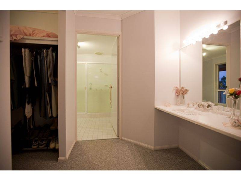 142 Enterprise Road, Veteran QLD 4570