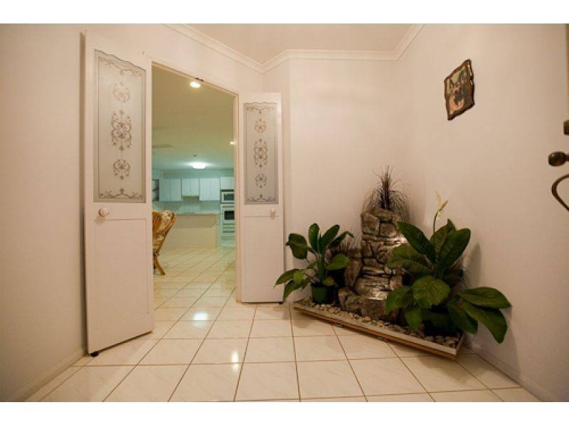 142 Enterprise Road, Veteran QLD 4570