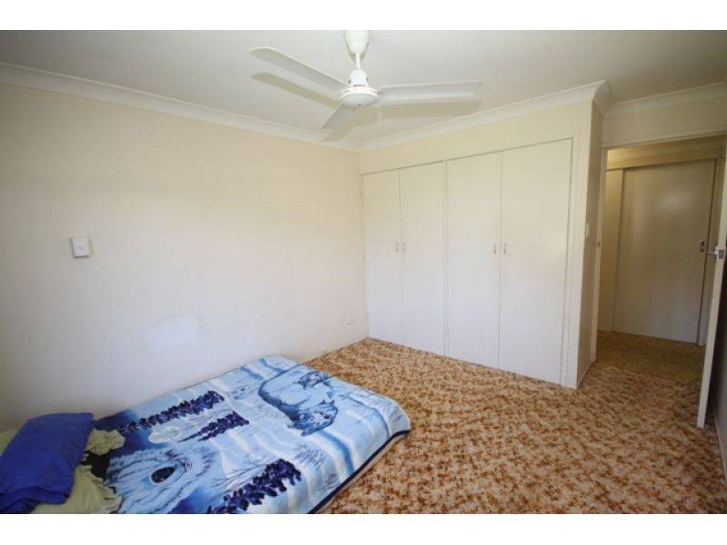 18 Eugene Street, Southside QLD 4570