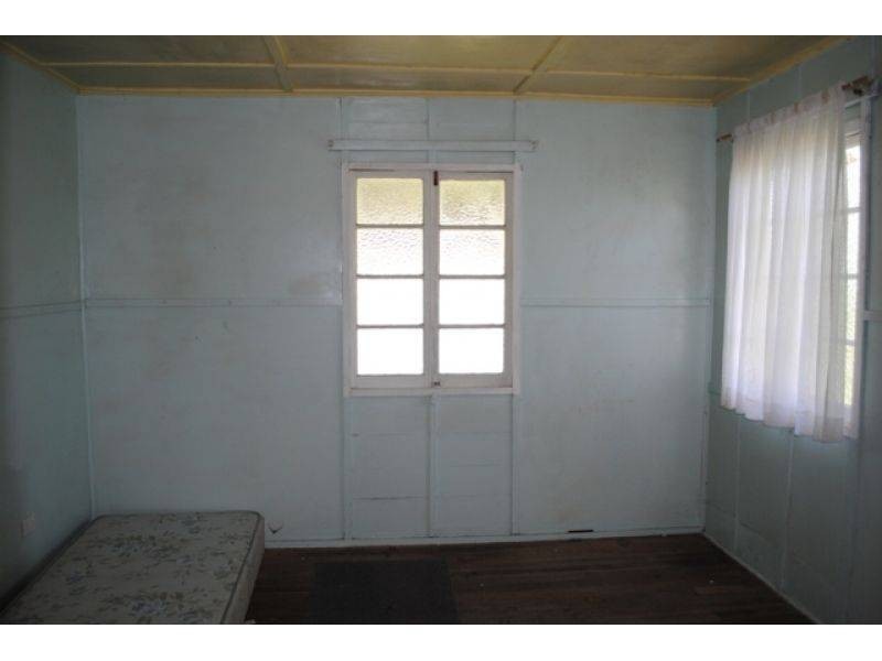 20 Browns Road, Victory Heights QLD 4570