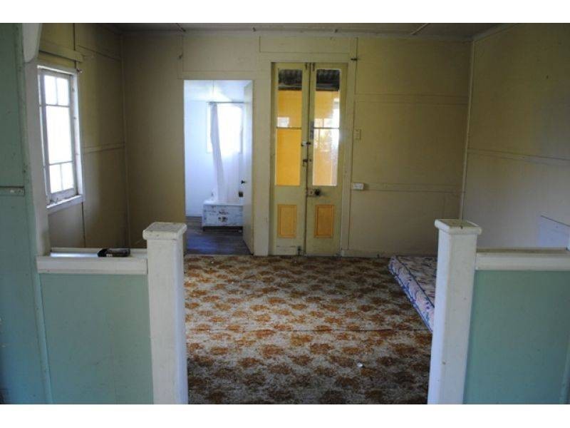 20 Browns Road, Victory Heights QLD 4570