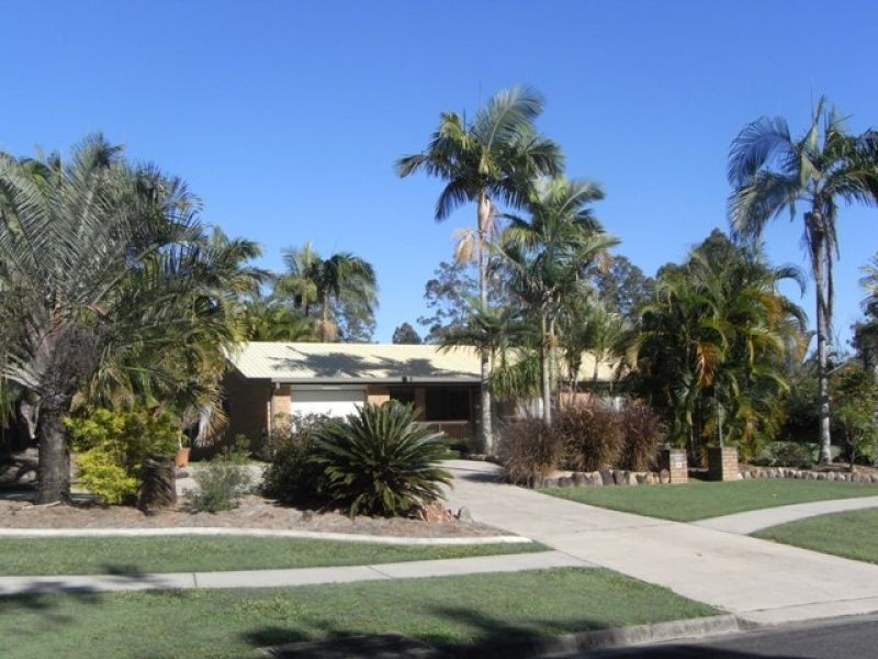 2 Rose Road, Southside QLD 4570