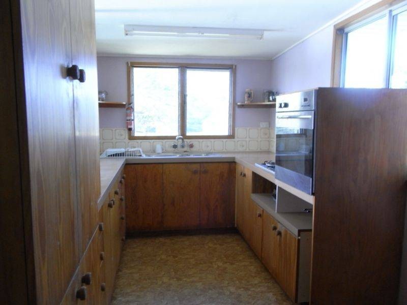 511 Sandy Creek Road, Veteran QLD 4570