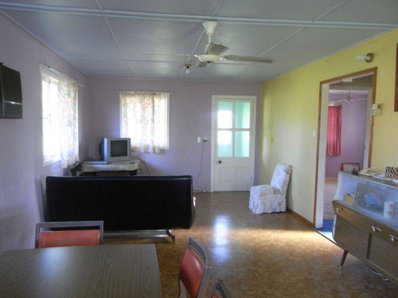 511 Sandy Creek Road, Veteran QLD 4570