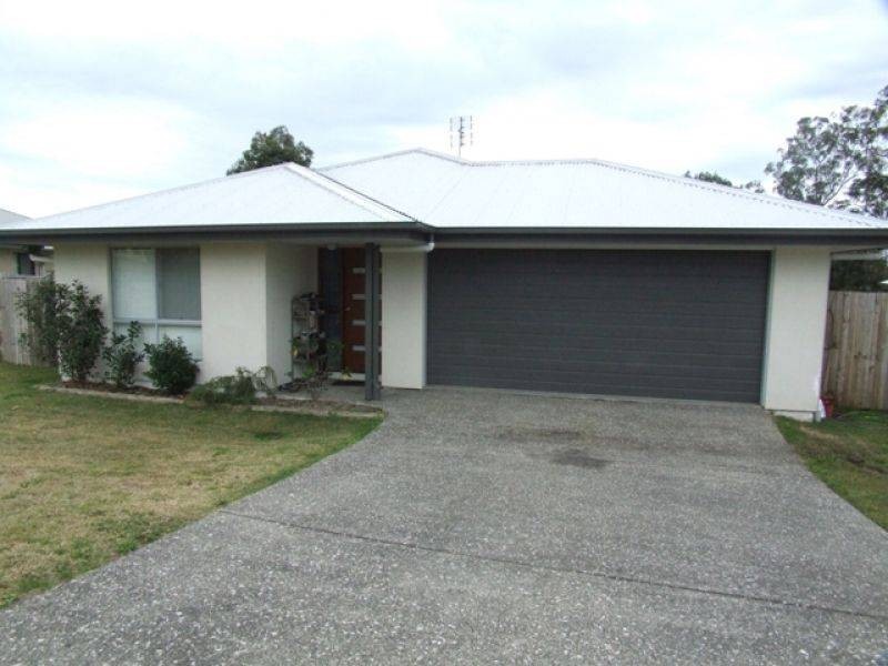 44 Bushland Drive, Southside QLD 4570