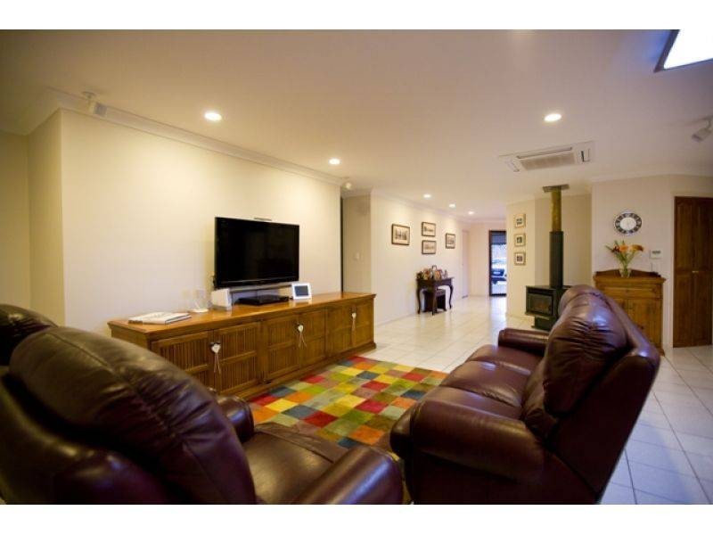 47 Belvedere Road, Veteran QLD 4570