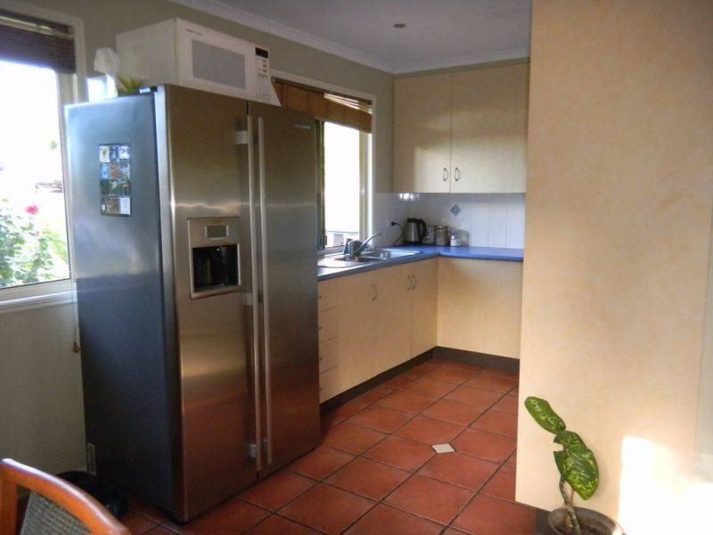 5 Melaleuca Court, Southside QLD 4570