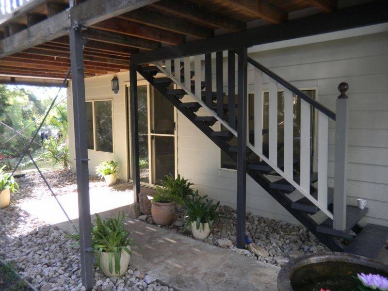 5 Melaleuca Court, Southside QLD 4570