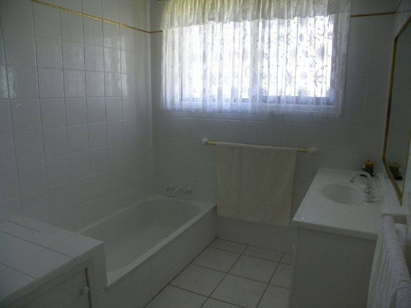 9 Sorensen Road, Southside QLD 4570