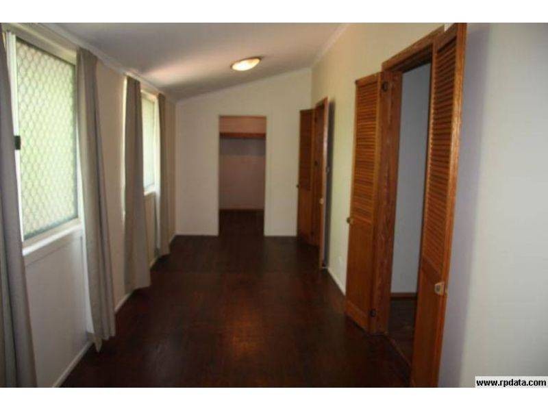 710 Old Goomboorian Road, Veteran QLD 4570