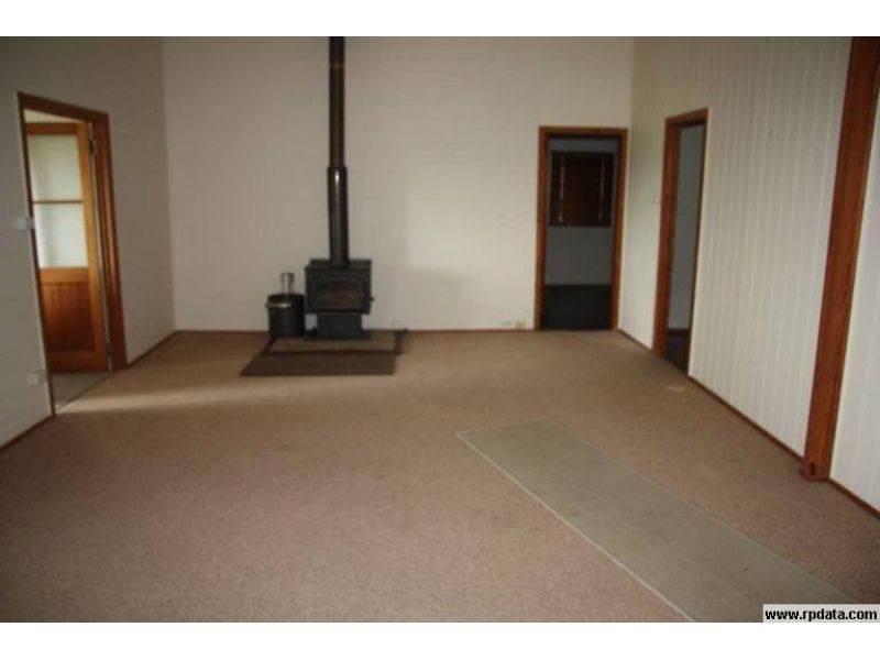 710 Old Goomboorian Road, Veteran QLD 4570