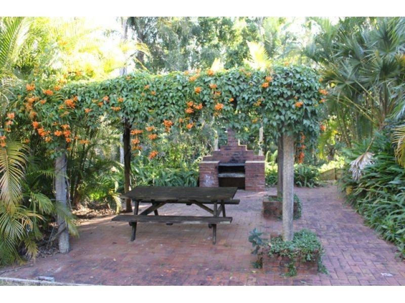 138 Deans Road, The Palms QLD 4570