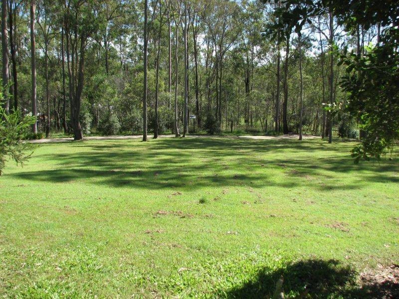 138 Deans Road, The Palms QLD 4570