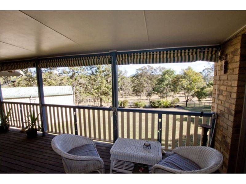 9 Megan Road, Southside QLD 4570