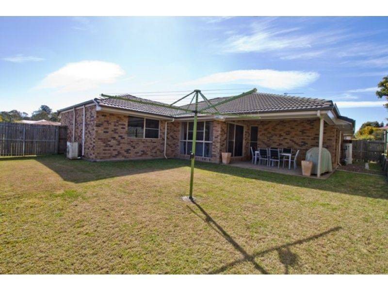 17 Fairway Drive, Gympie QLD 4570