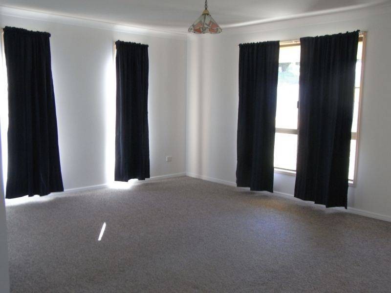 15 Beresford Crescent, Gympie QLD 4570