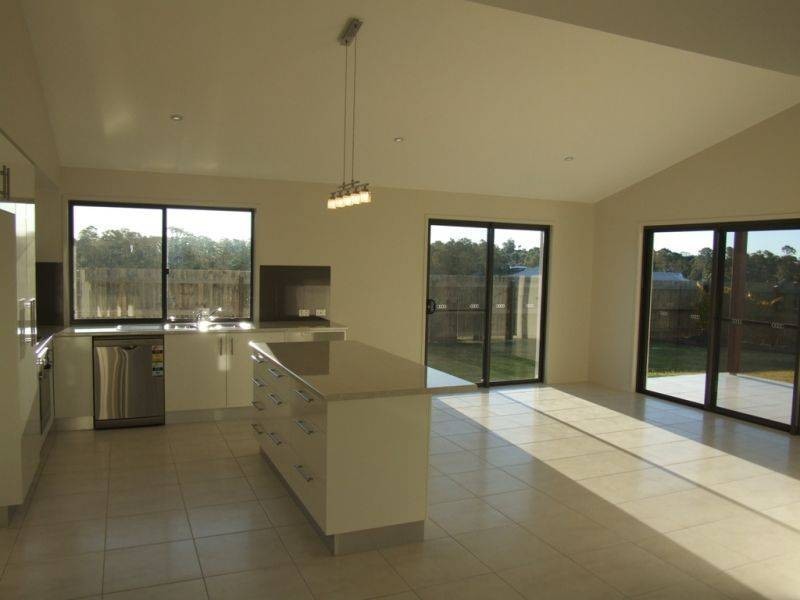 69 Judicial Circuit, Jones Hill QLD 4570