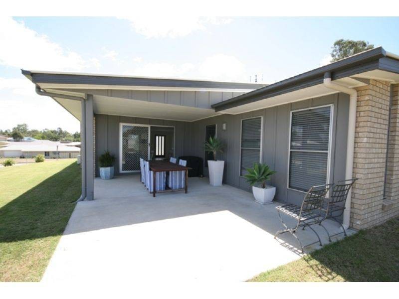 14 Rocklea Drive, Southside QLD 4570