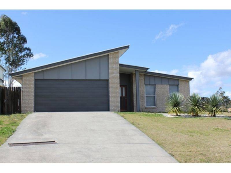 14 Rocklea Drive, Southside QLD 4570