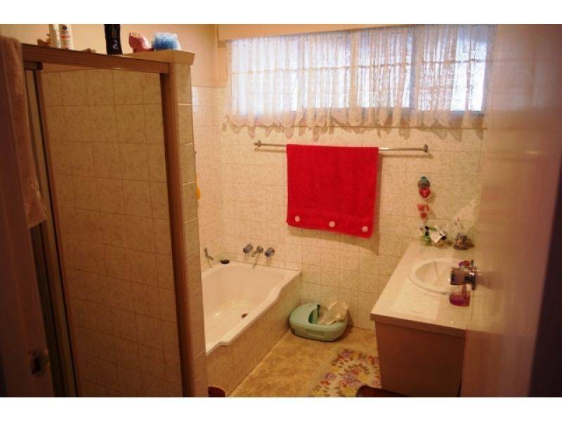 99 Myall Street, Gympie QLD 4570