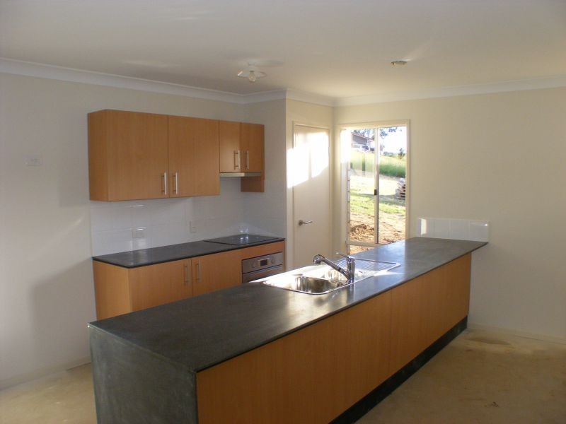 14 Vista Close, Southside QLD 4570