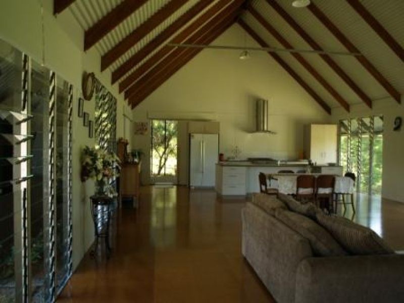 560 Eastern Mary River Road, Cambroon QLD 4552