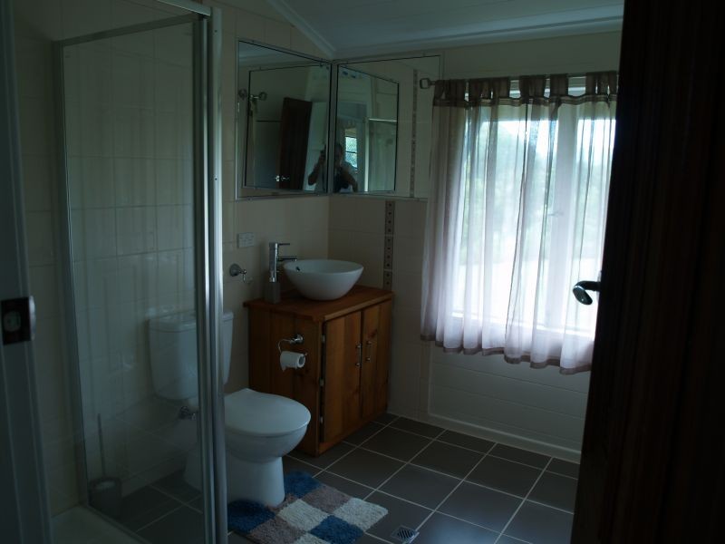 18 Robinsons Road, Kin Kin QLD 4571