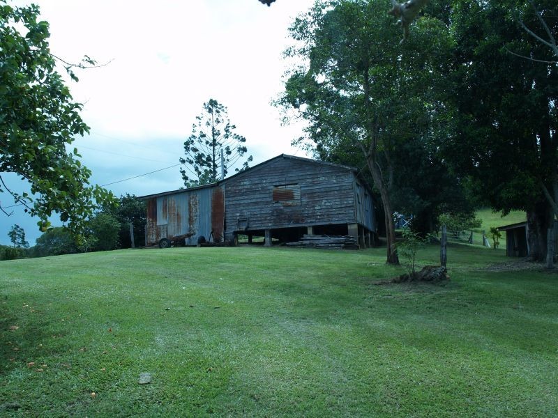 18 Robinsons Road, Kin Kin QLD 4571