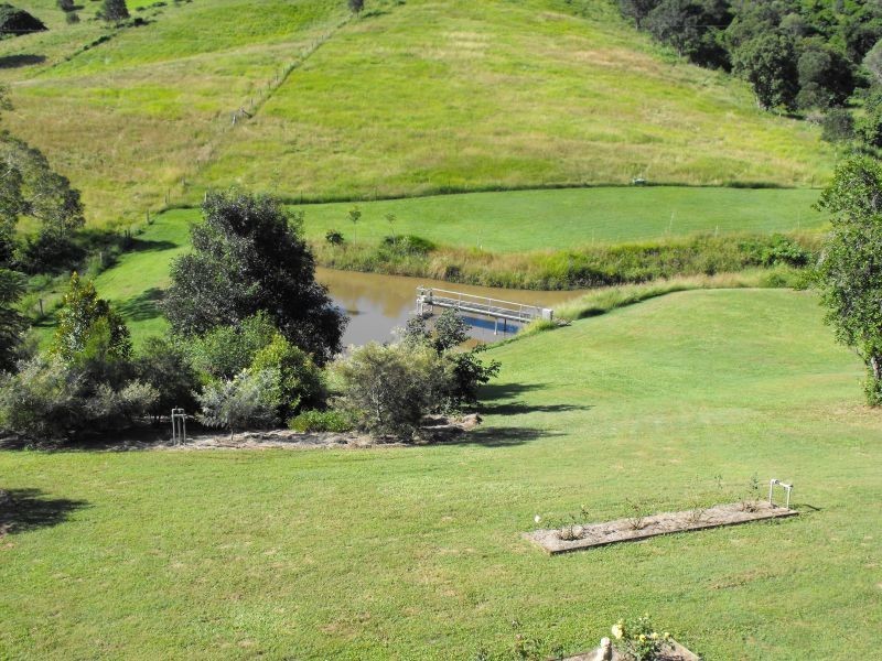 134 Allen Road, Chatsworth QLD 4570