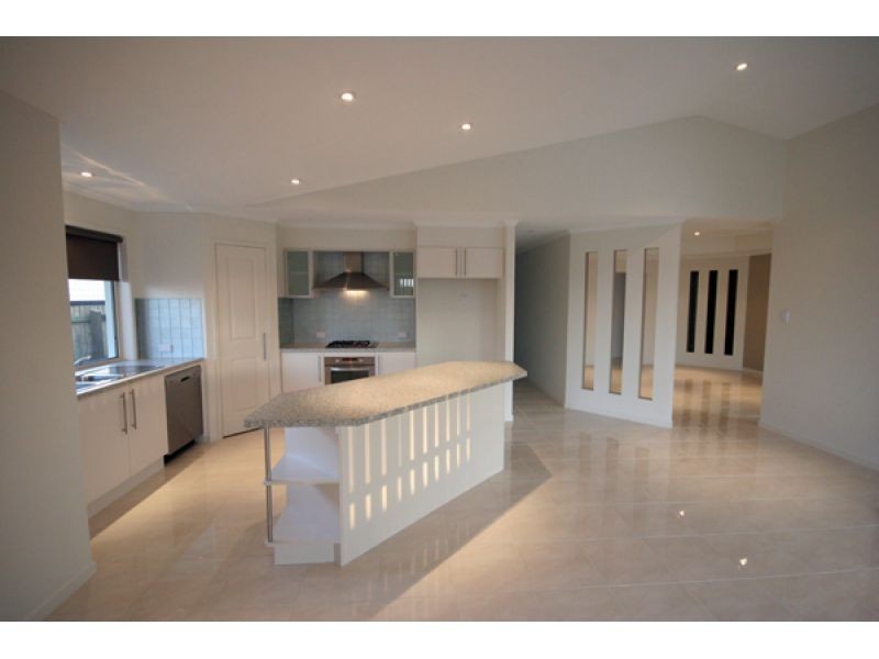 75 Gympie View Drive, Southside QLD 4570