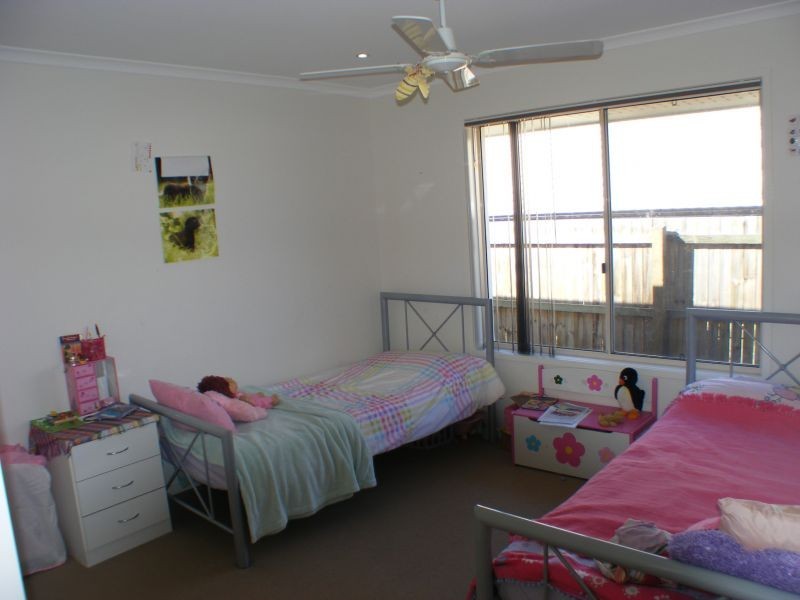 75 Gympie View Drive, Southside QLD 4570
