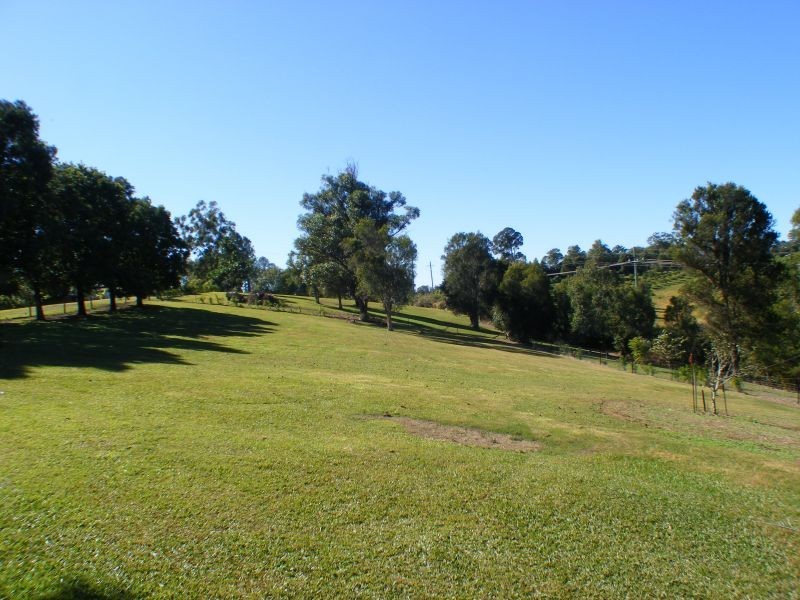 31 Annies Lane, Canina QLD 4570