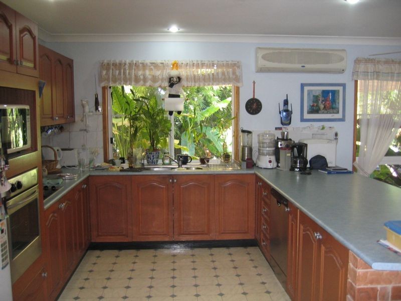 31 Annies Lane, Canina QLD 4570