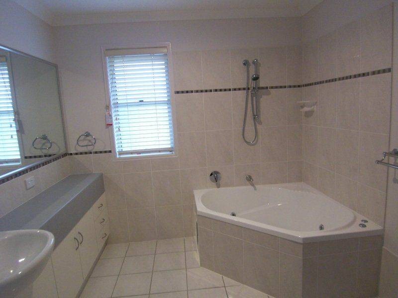 2,3,6,7, 26 Esplanade, Tin Can Bay QLD 4580