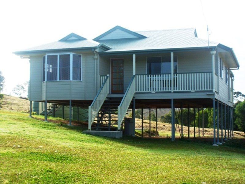 32 EDINBURGH Court, East Deep Creek QLD 4570