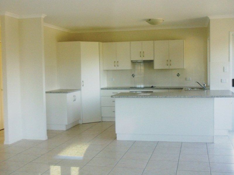 32 EDINBURGH Court, East Deep Creek QLD 4570